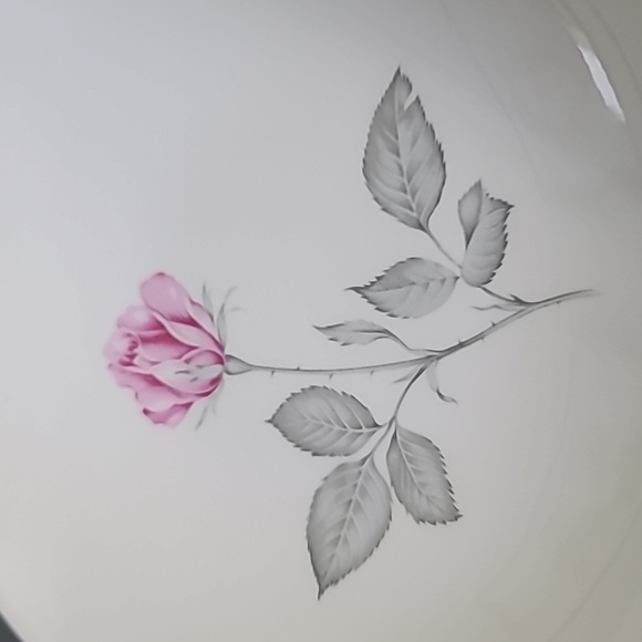 Zylstra Fine Dinning Elegant White Floral Plate Soup Bowl - Picture 4 of 5